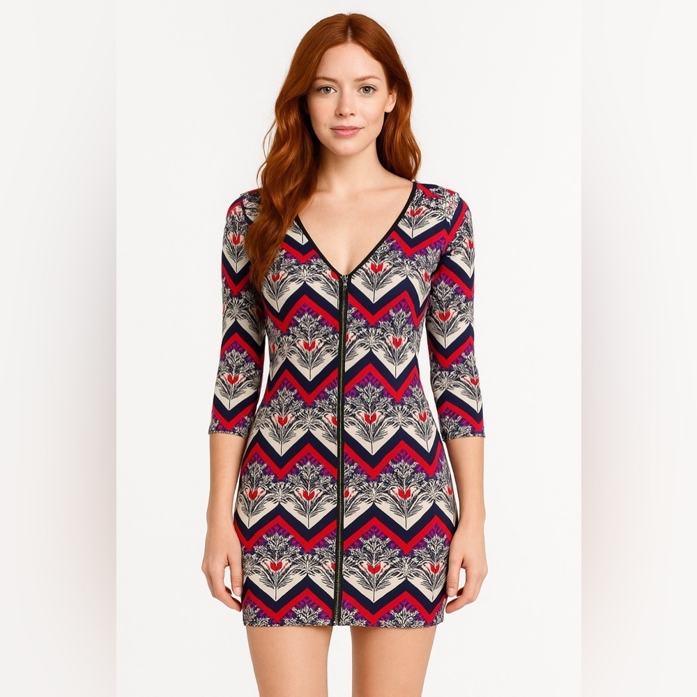 B Envied Tunic Blue Red Geometric Designs Small